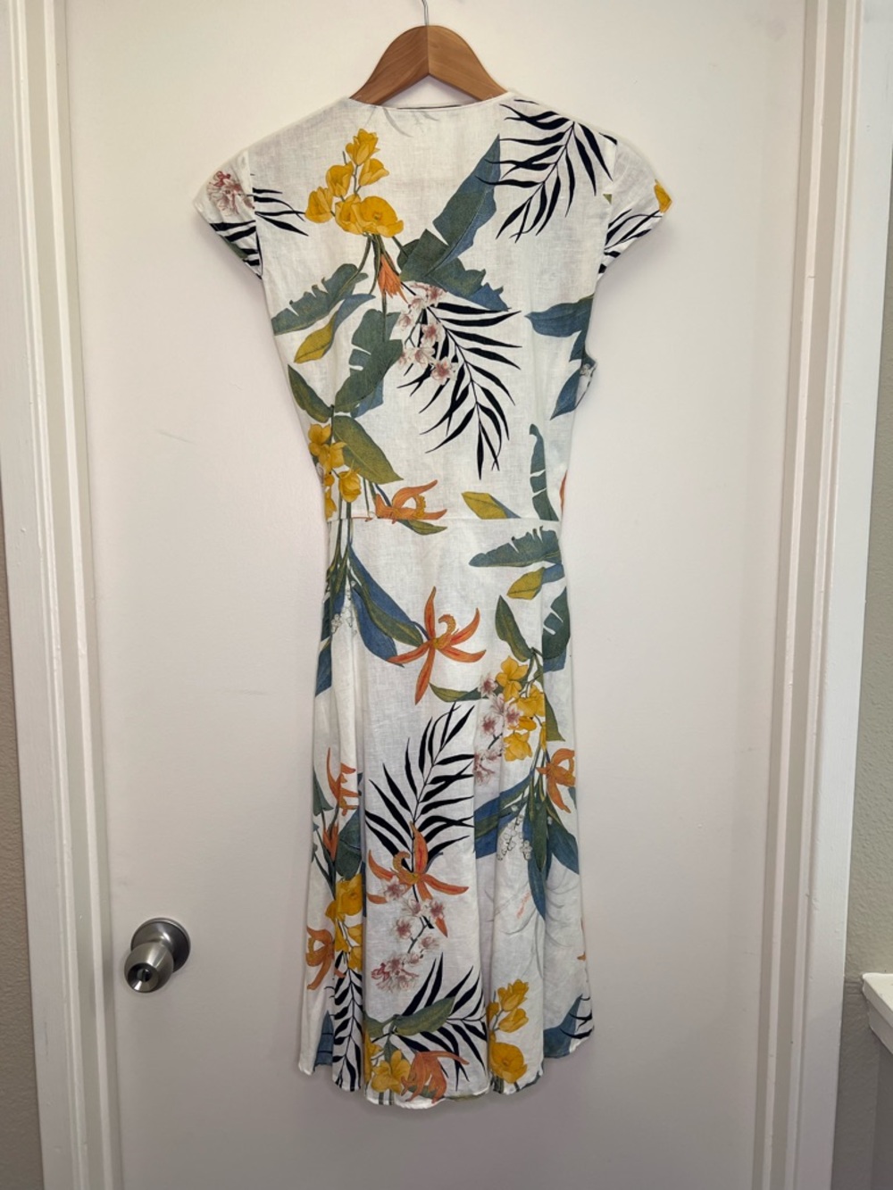 Zara Linen Blend Tropical Floral Wrap Dress Tie Front spring wedding guest dress - Picture 9 of 14
